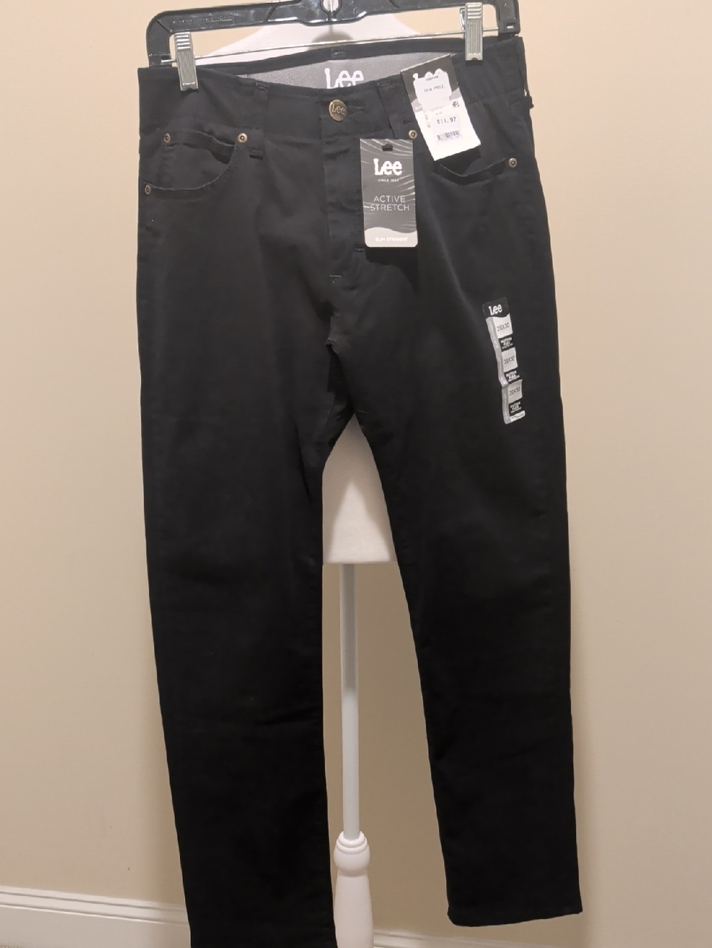 NWT Lee Men's Active Stretch Sleeves M Straight Leg Black Jeans